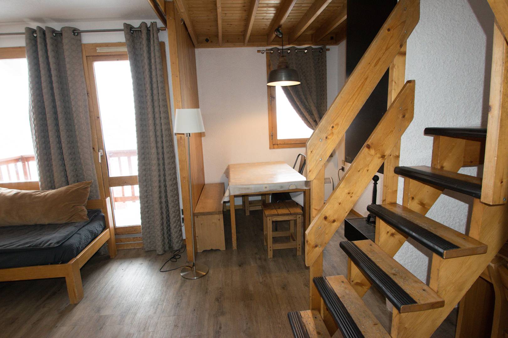 3 Pièces 6/7 pers Duplex - LE BELVEDERE - PLAGNE VILLAGES - ref 047BE - 2
