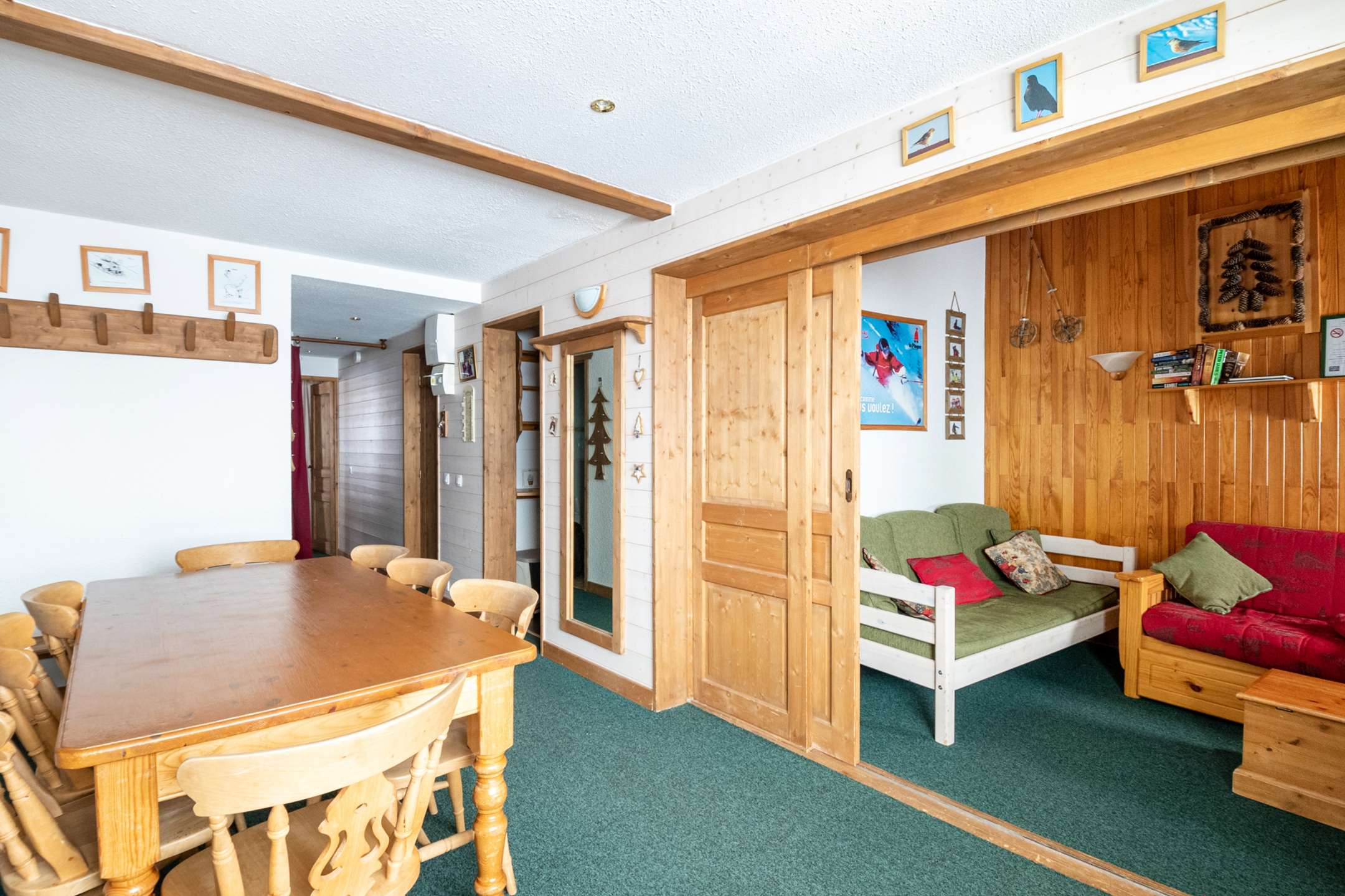 3 Pièces 7/8 pers. 8 couchages, 3 sdb, PLAGNE VILLAGES - ref 012SQ - 2