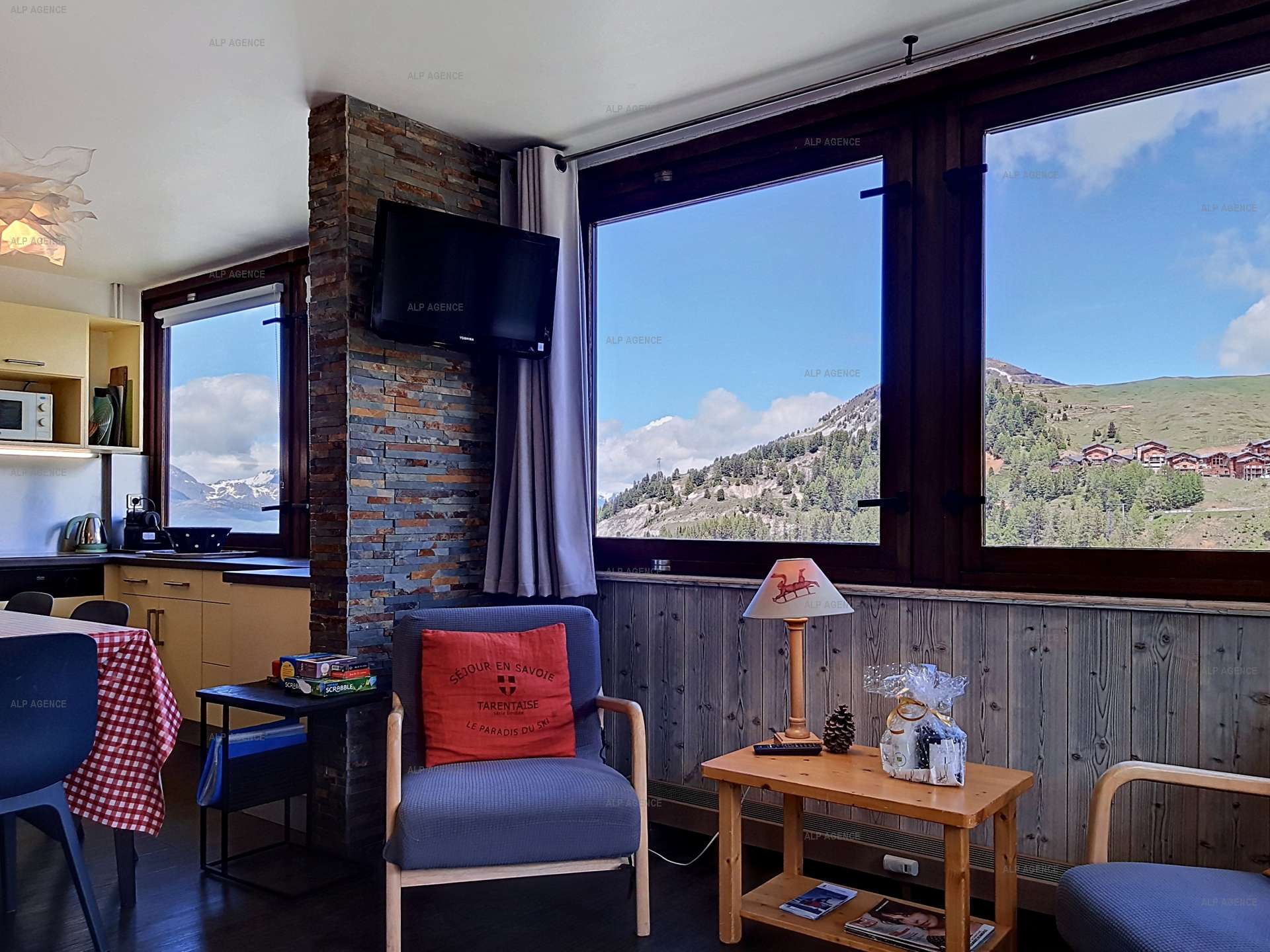 3 Bedrooms Apt 8/10 people - LE MONT-BLANC 134MB - PLAGNE CENTRE - ref 134MB - 4