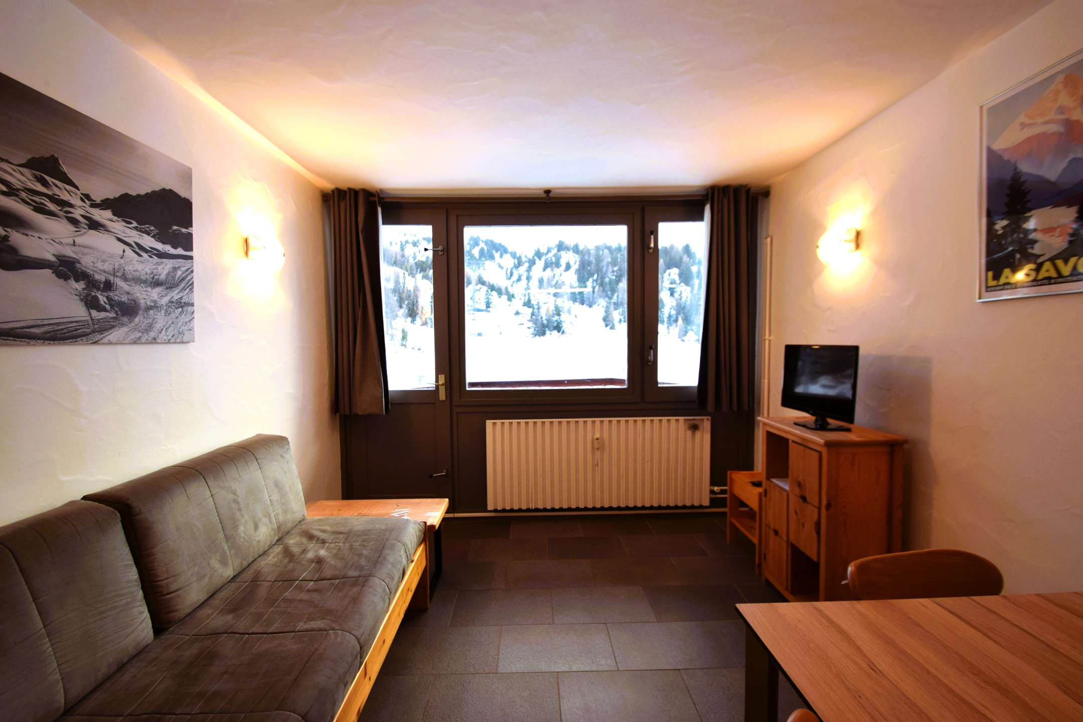 3 P 6/7 pers. 7 couchages PLAGNE CENTRE - ref 927FR - 2