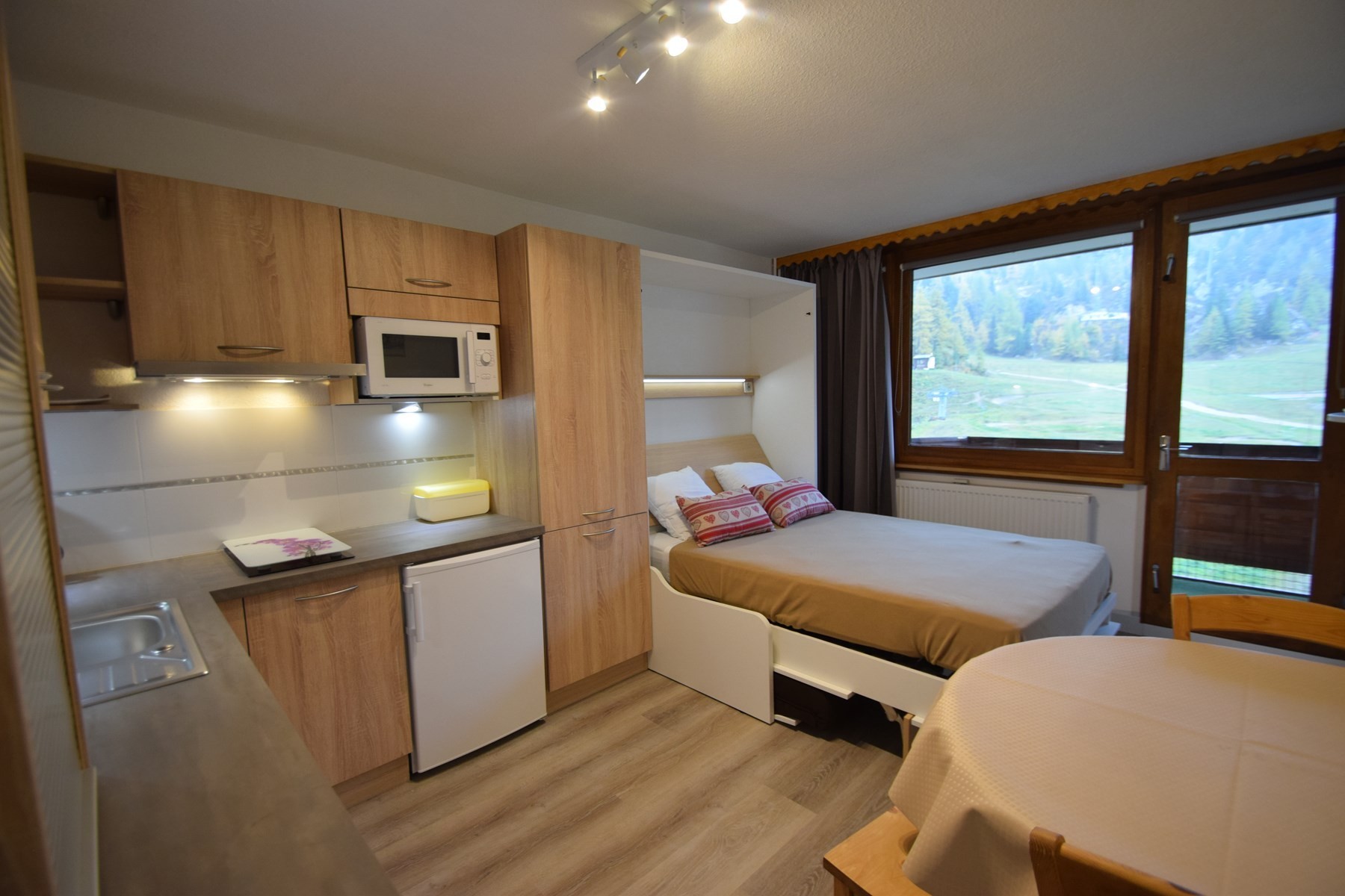 Studio Cabine 3/4 pers- LE FRANCE - PLAGNE CENTRE -pied des pistes - ref 632FR - 4