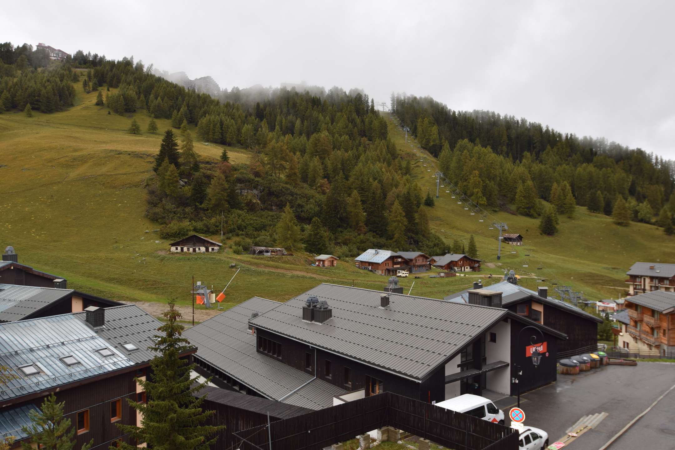 CHALET MITOYEN 10/12 pers - 100m des pistes SAUNA- WIFI - PLAGNE 1800 - ref CTBEC - 12
