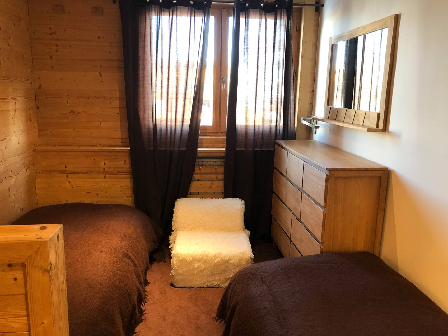 3 pièces 4/5 couchages, Plagne Centre , WIFI, Très bon confort -avec 1 parking souterrain - ref 123ND - 8