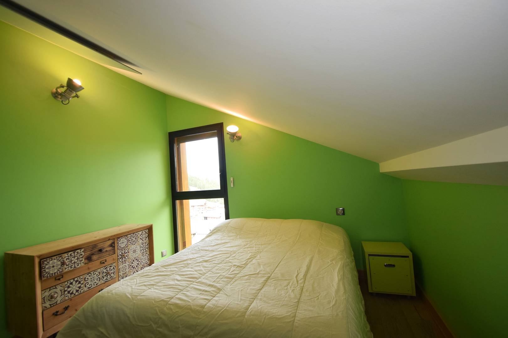 APPARTEMENT RENOVE 6/8 personnes - Chalet Bartavel Plagne 1800 - ref 001BA - 5
