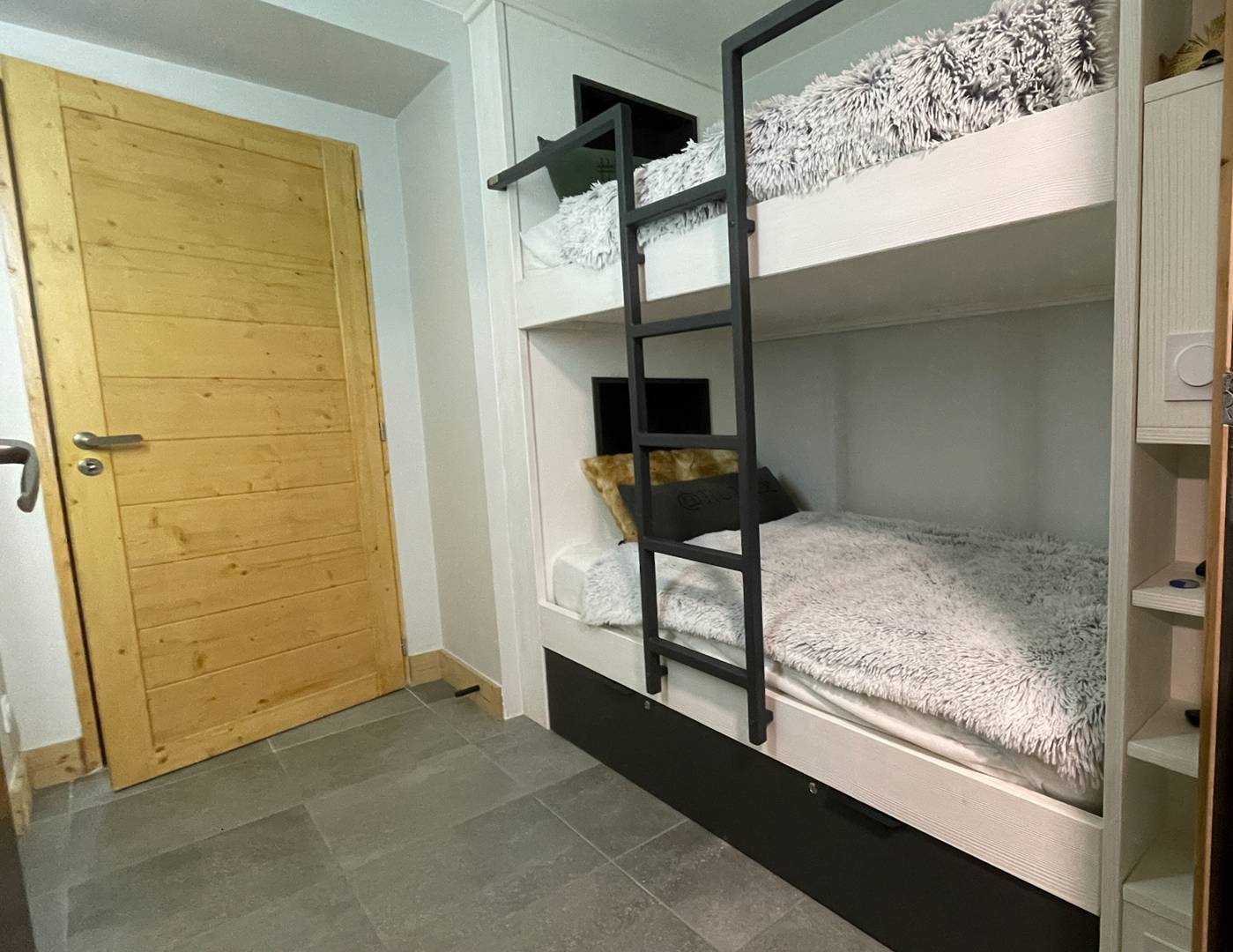 Appartement 3 Pièces + cabine 6 pers- HAUT DE GAMME - ALPINE LOFT -04ALPI - PLAGNE CENTRE - ref 04ALPI - 6