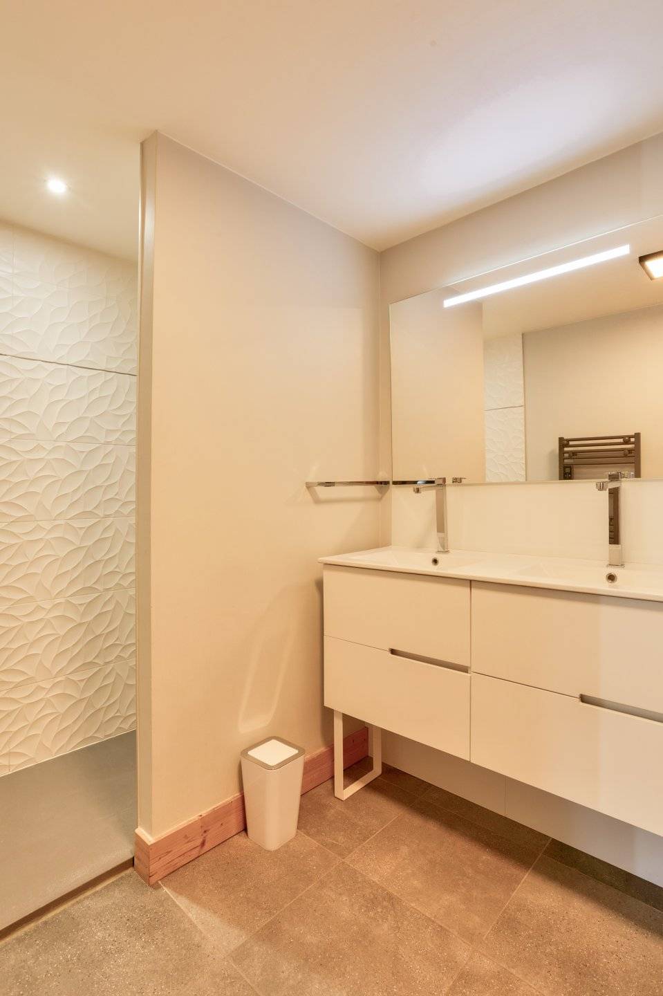 Appartement 3 Pièces + cabine 6 pers- HAUT DE GAMME - ALPINE LOFT -04ALPI - PLAGNE CENTRE - ref 04ALPI - 8