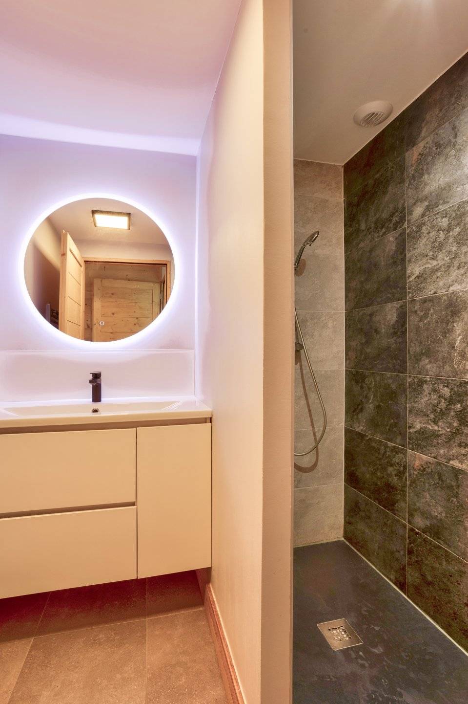 Appartement 3 Pièces + cabine 6 pers- HAUT DE GAMME - ALPINE LOFT -04ALPI - PLAGNE CENTRE - ref 04ALPI - 9