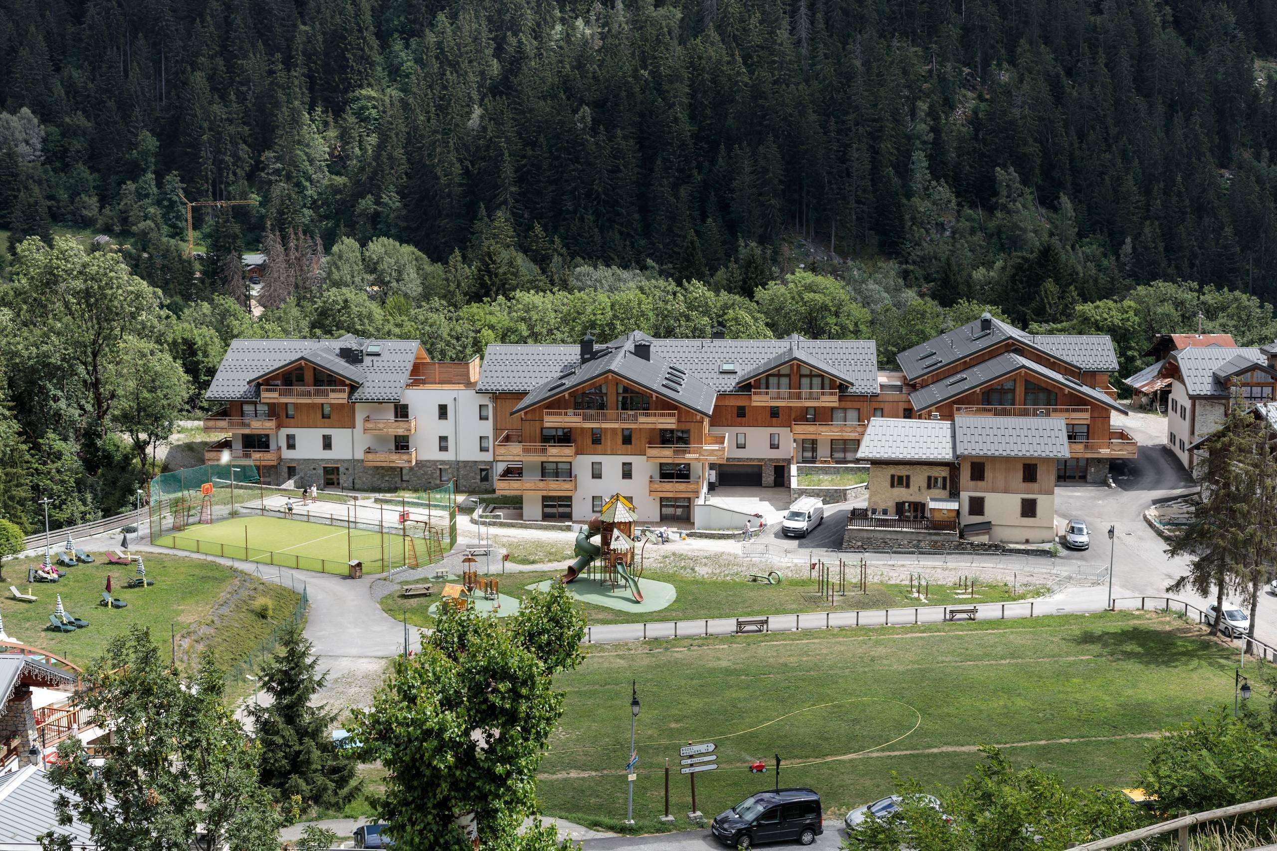 LES TERRASSES DE LA VANOISE B02 - ref CHA-TERB02 - 23