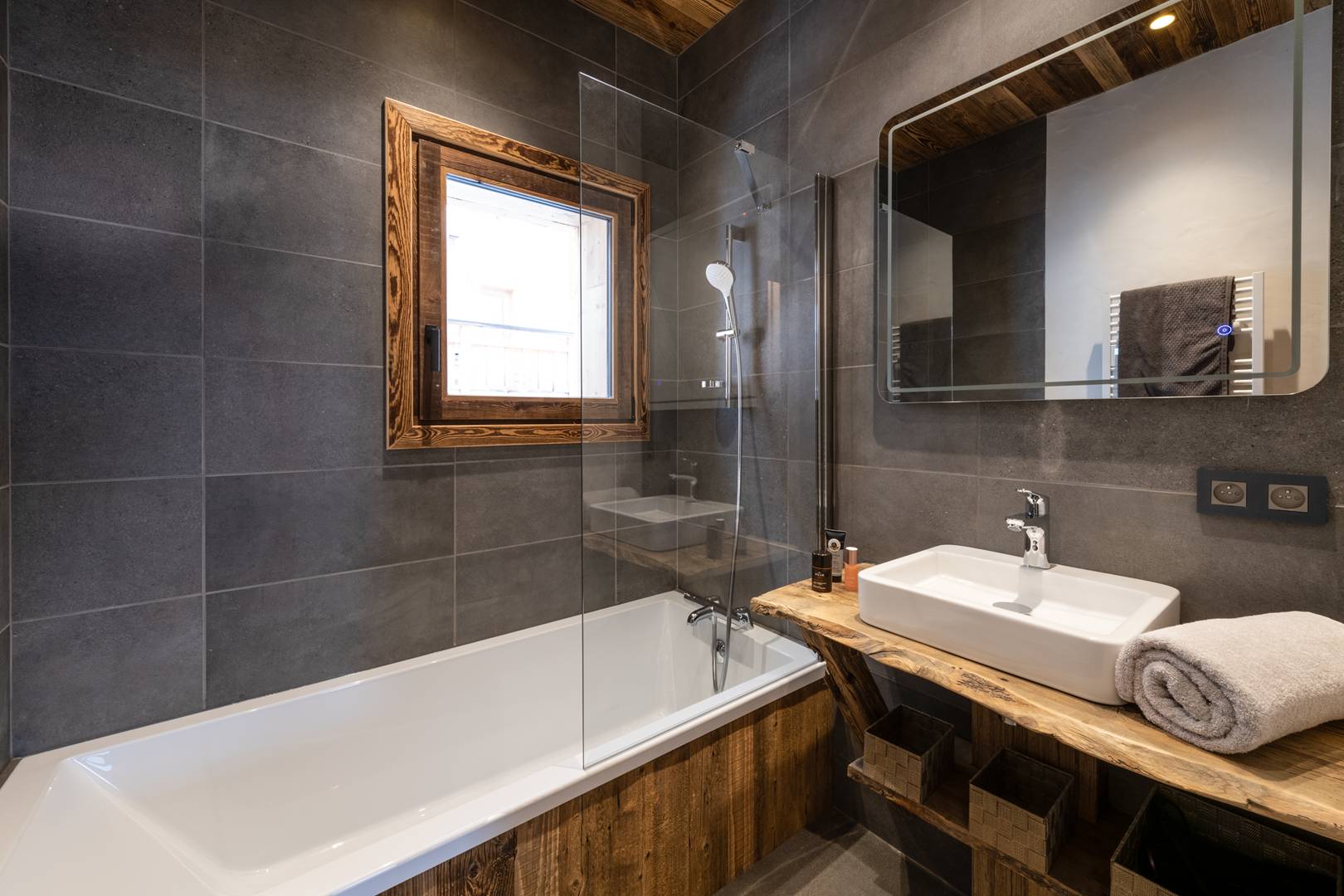 St Maurice : 5* chalet with private pool & jacuzzi - ref Chalet St Maurice - 12