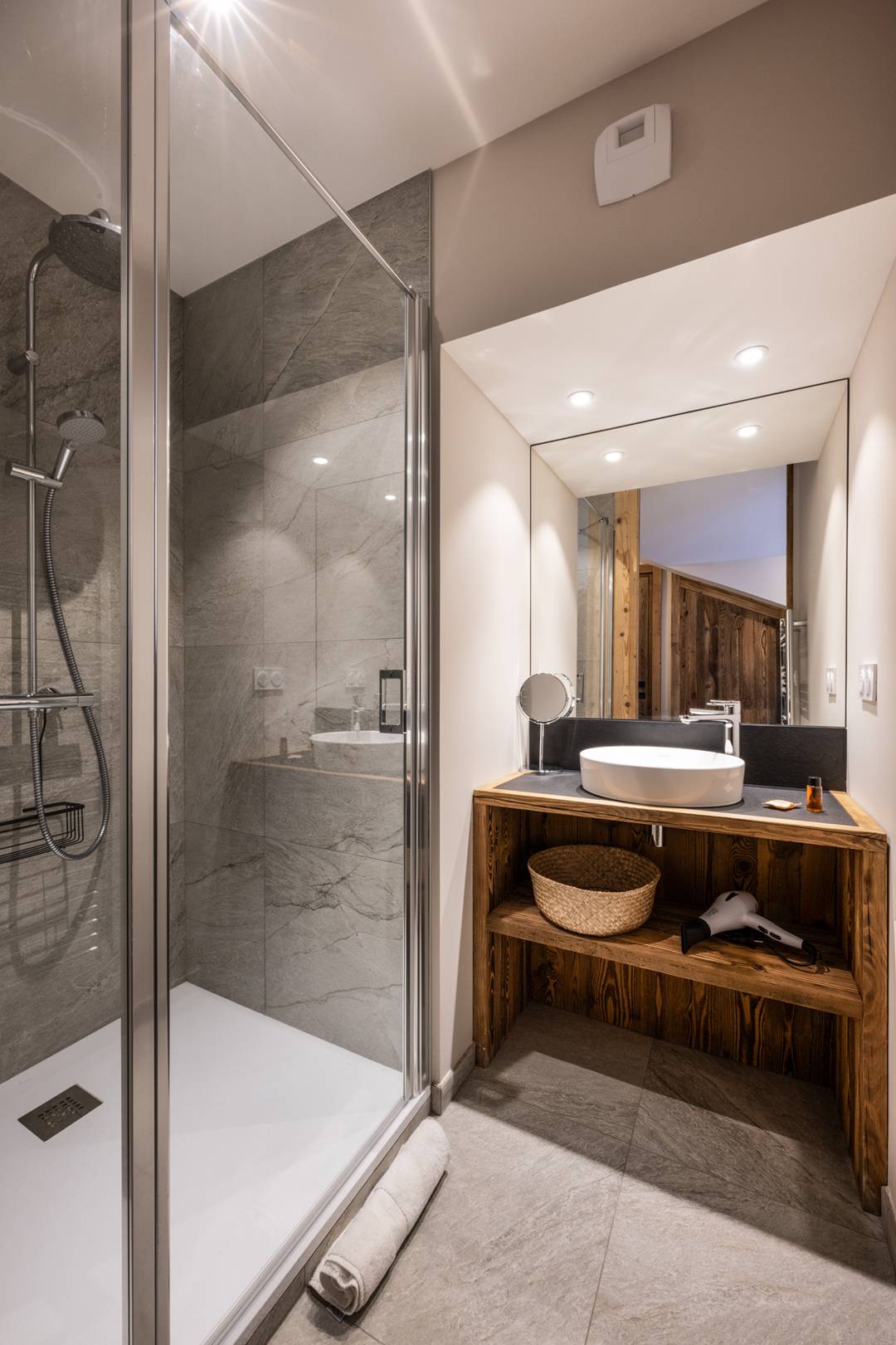 N°7 : Magnifique penthouse 14 personnes - ref Ancolie n°7 - 8