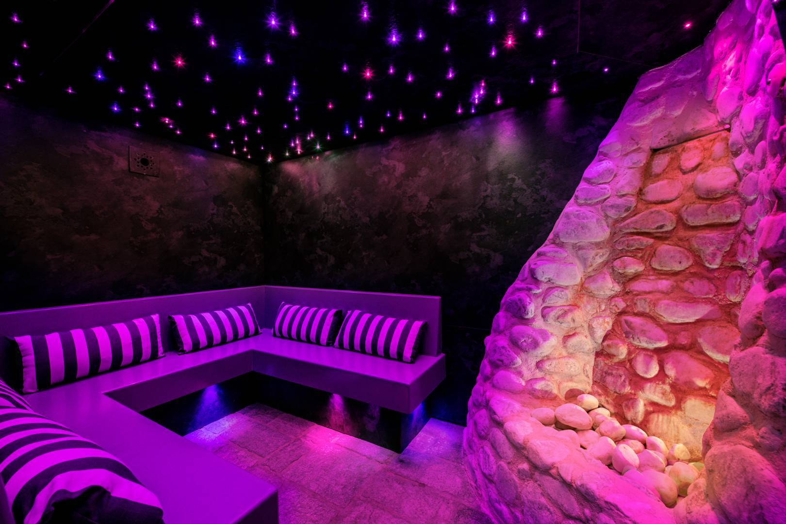 N°6 : 2 people studio incl. swimmingpool, sauna, hammam - ref Club Alpina n°6 - 13